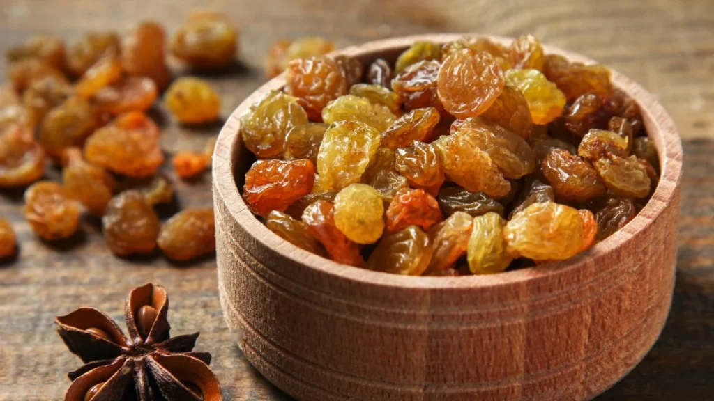 27 Common Foods That Are Secretly Poisonous to Dogs 4 1 35