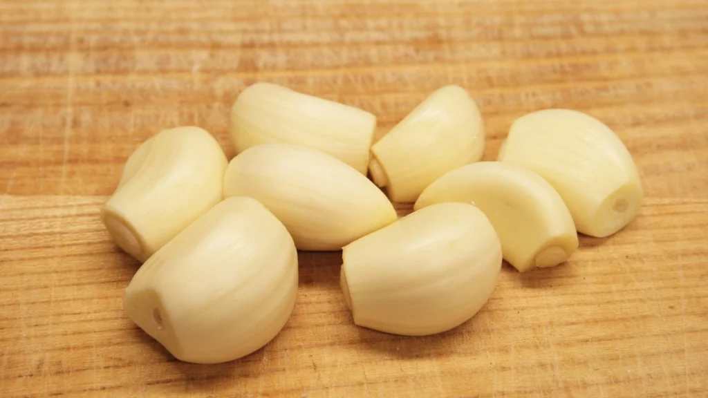 27 Common Foods That Are Secretly Poisonous to Dogs 9 1 48